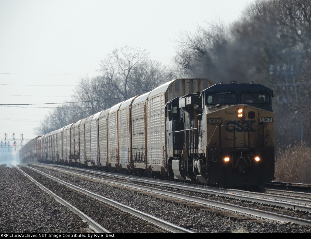 CSX 9002 on I168